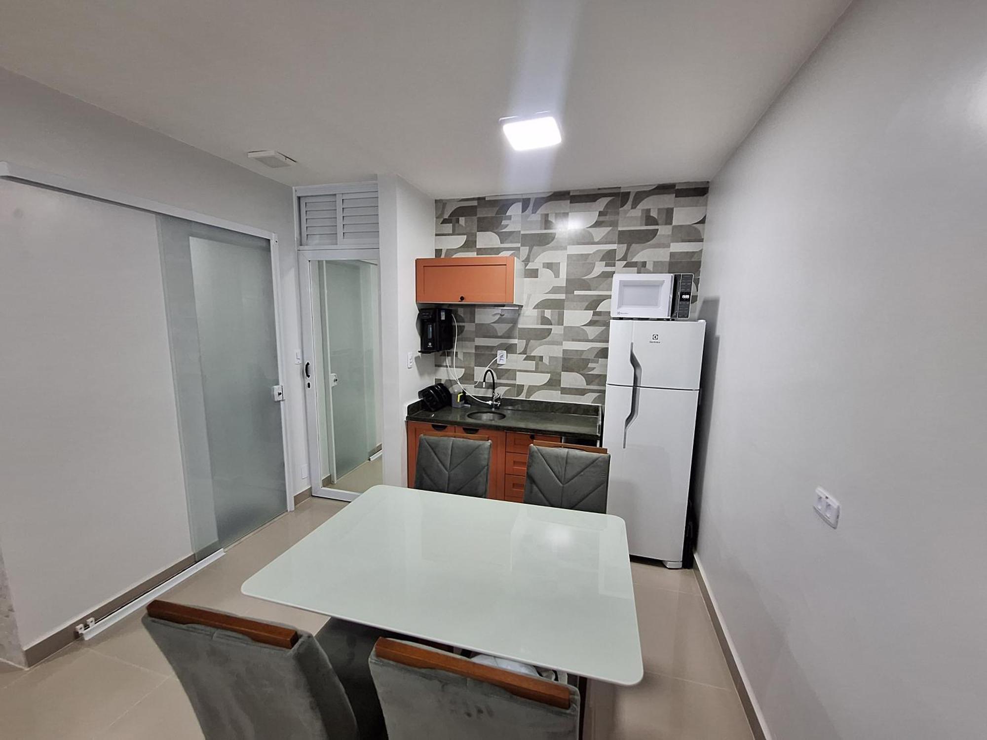 Flat Da Belly 904-a * Sao Vicente (Sao Paulo)